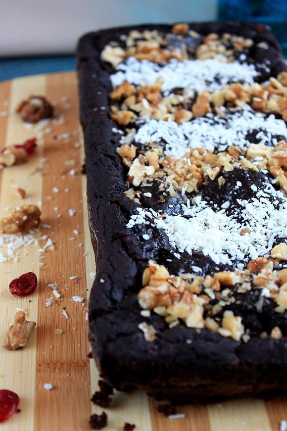 Roślinne brownie z fasoli - 100% wegańskie ciasto