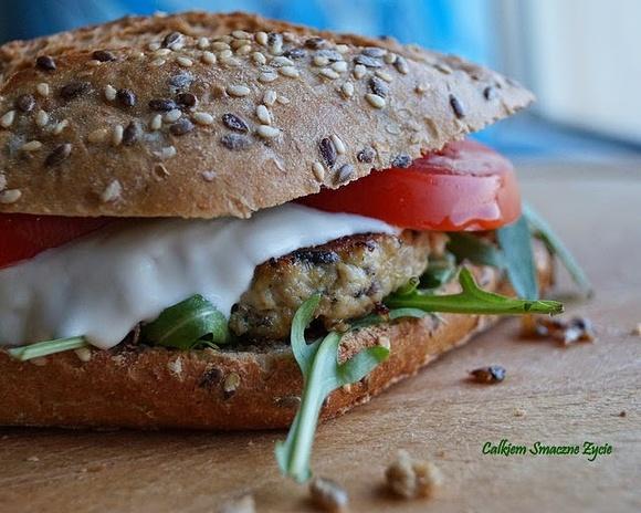 Burger drobiowo-warzywny