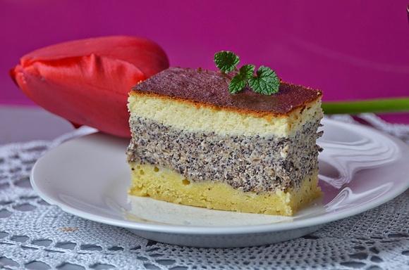 Sernik makowy