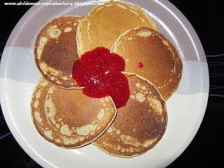 Placki na śniadanie z jogurtem - pancakes wg Nigelli