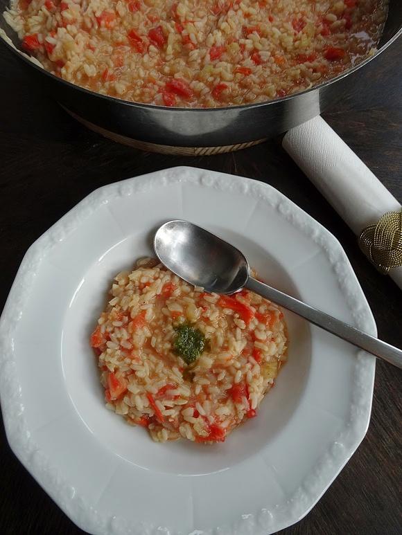 Risotto z pomidorami i selerem naciowym