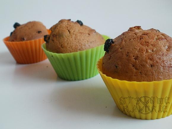 Muffinki pomarańczowo-aroniowe