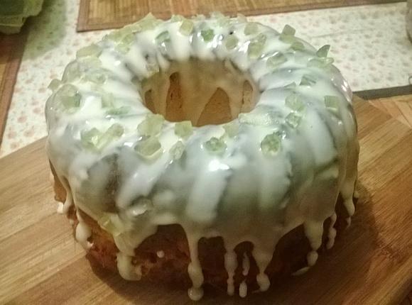 Drożdżowa babka cytrynowo-szafranowa
