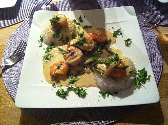 Krewetki w mleku kokosowym z zielonym curry