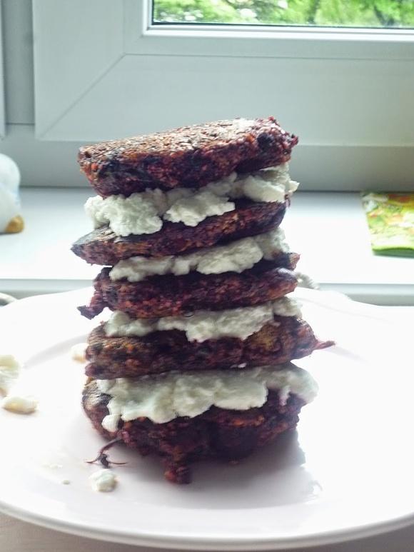 Patriotyczne pancakes z soczewicy