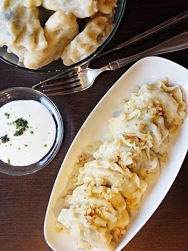 Wareniki - ukraińskie pierogi z nadzieniem ziemniaczanym