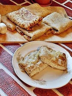 Razowe naleśniki ruskie z nadzieniem od pierogów