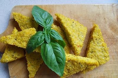 Polenta - włoska narodowa potrawa z kukurydzianej kaszki