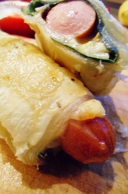 Wyrolowany hot-dog