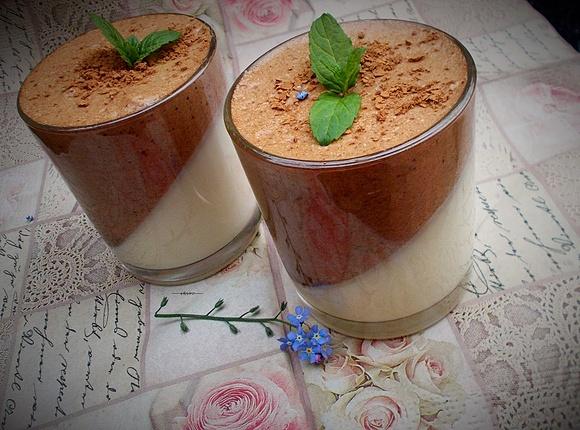 Panna cotta z czekoladowym musem