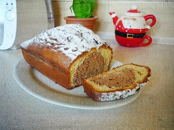 Babka marmurkowa z kakaem i masłem