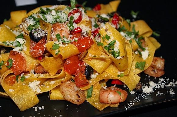 Tagiatelle z krewetkami i chilli