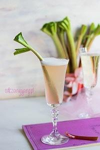 Prosecco z rabarbarem
