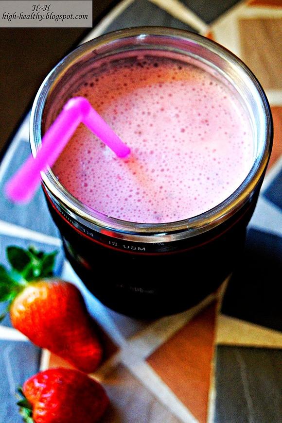 Kokosowo-truskawkowe smoothie