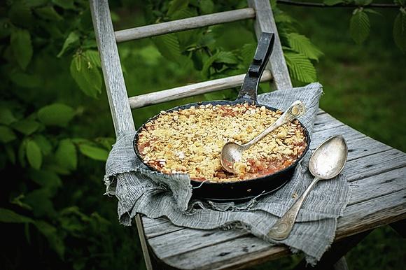 Crumble z rabarbarem