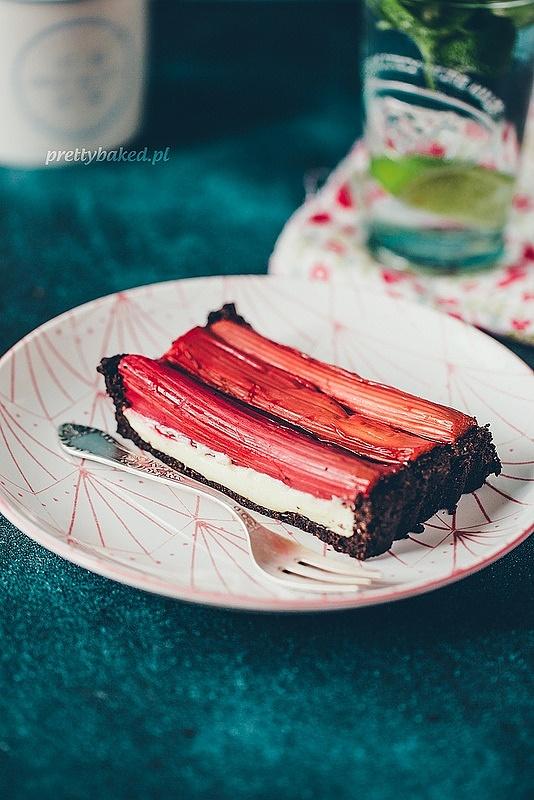 Rabarbarowy słodziak, czyli tarta bez pieczenia