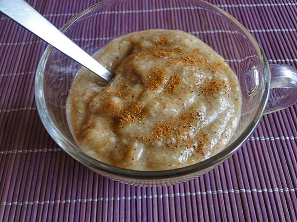 Mus bananowy z kokosowo-cynamonową nutą