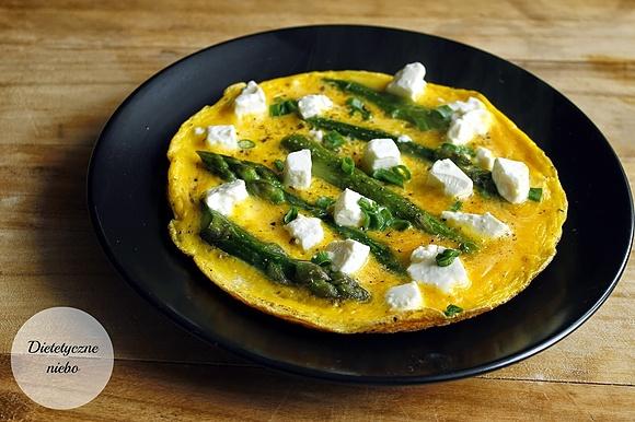 Omlet ze szparagami
