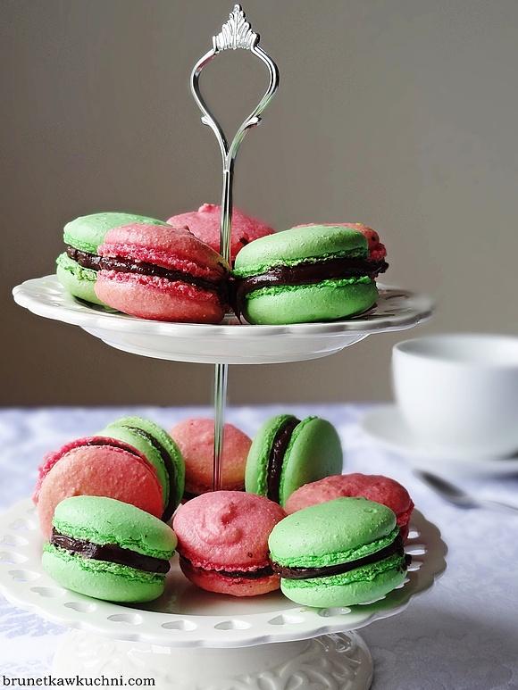 Makaroniki z ganache czekoladowym