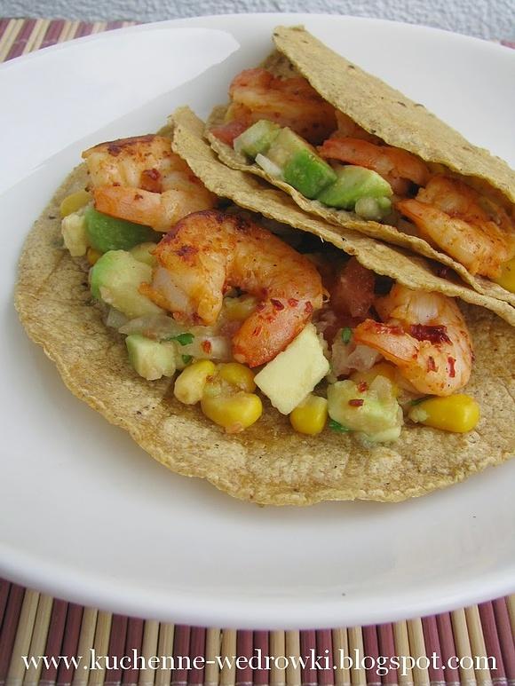 Tacos z krewetkami i salsą z awokado i kukurydzy