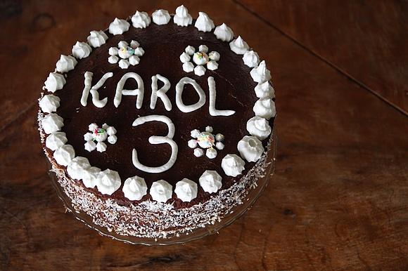 Wegański tort dla Karola