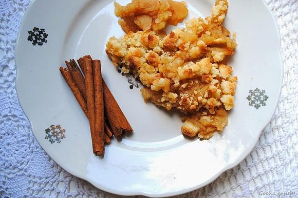 Jabłka pod kruszonką – crumble jabłkowe