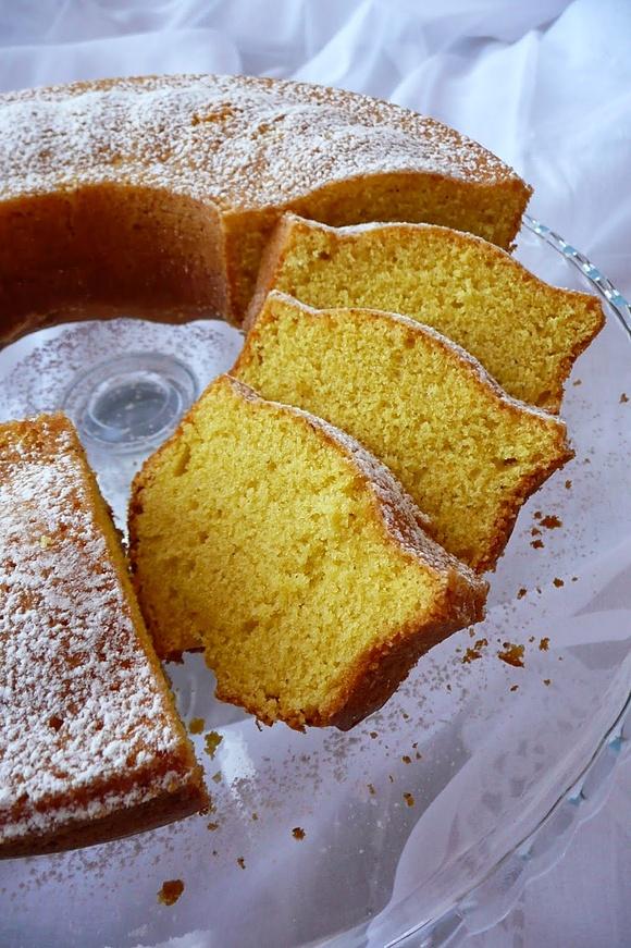 Ciambella prosta - lekkie ciasto z cytryną i mandarynkami