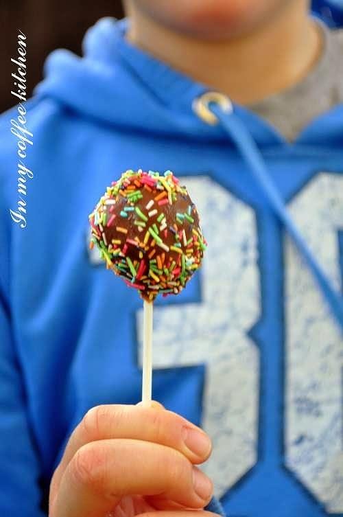 Czekoladowe cake pops na Dzień Dziecka