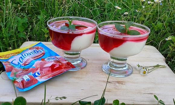 Deser z mascarpone i galaretką