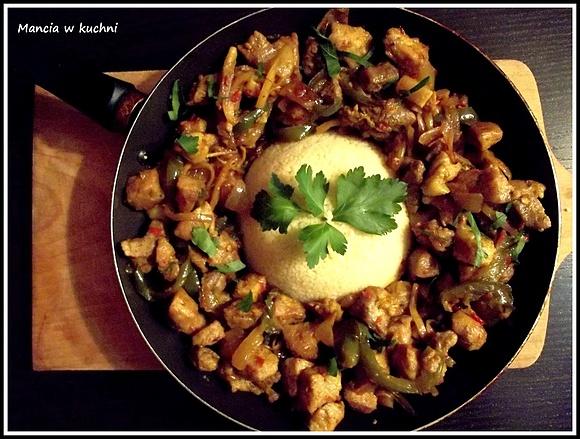 Gulasz curry z kuskusem