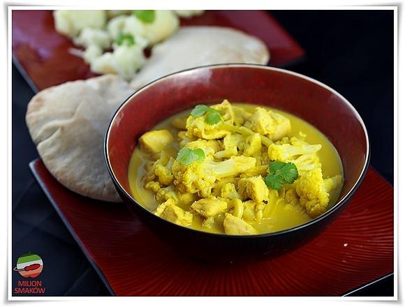 Curry z kurczakiem i kalafiorem