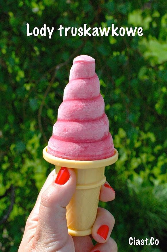 Domowe lody truskawkowe