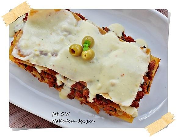 Lasagne z mięsem mielonym i cukinią