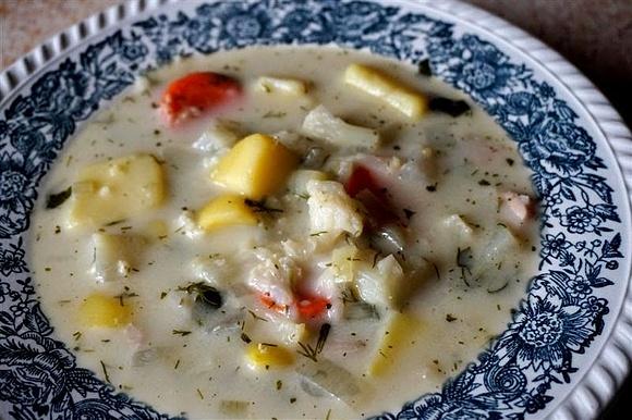 Zupa z kalarepy z boczkiem i warzywami