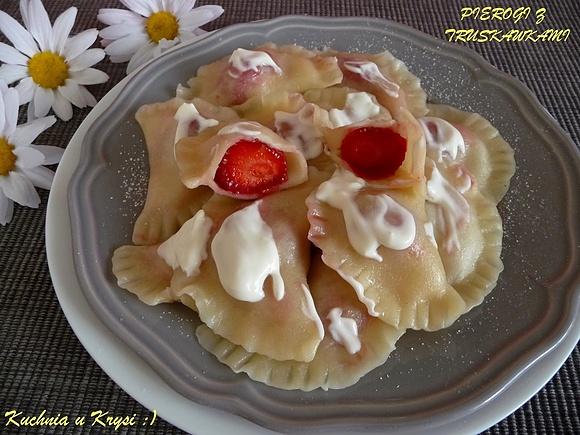 Pierogi z truskawkami