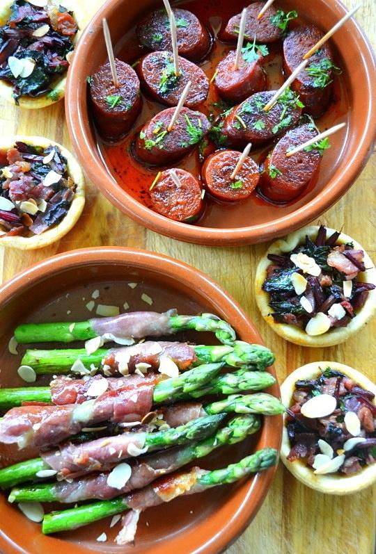 Tapas Hiszpańskie przekąski na letnie spotkania z winem i oliwą
