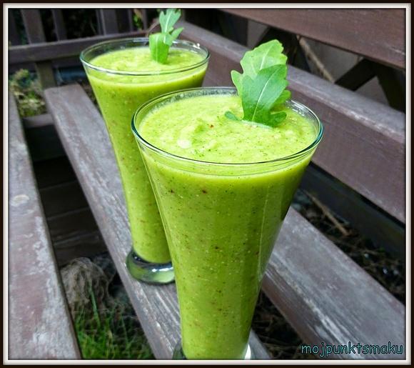 Smoothie z roszponką i owocami