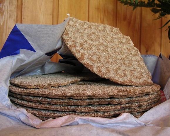 Czerwcowa Piekarnia zaproszenie do pieczenia chleba norweskiego Knekkebrød