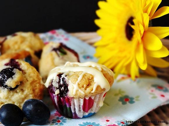 Mini muffiny z borówką amerykańską
