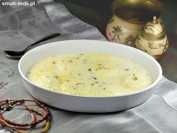 Serowy deser rasmalai