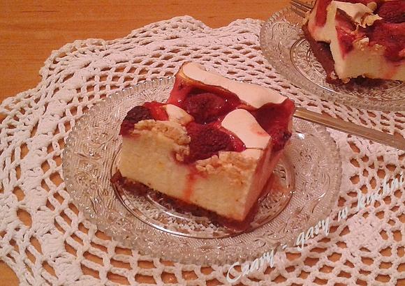 Ciasto truskawkowe z pianą budyniową