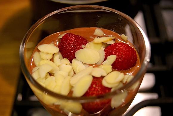 Lody czekoladowo-truskawkowo-bananowe