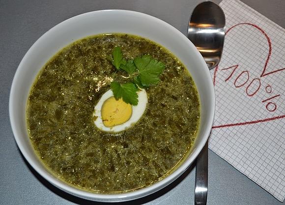 Zupa szczawiowa ze świeżego szczawiu