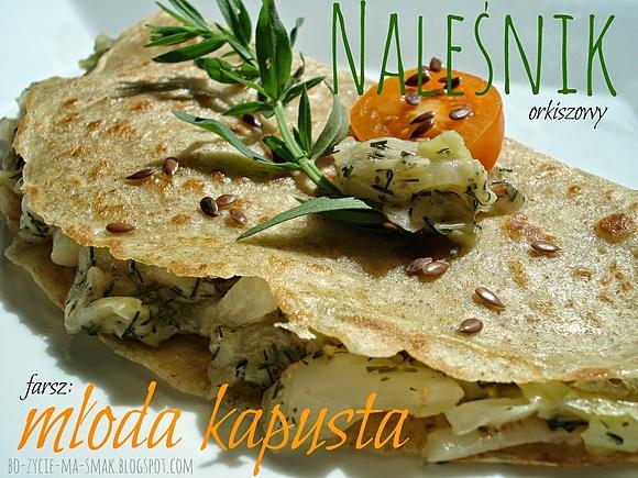 Naleśniki orkiszowe z młodą kapustą