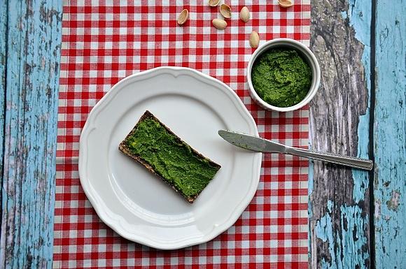 Habżyki z pesto z liści rzodkiewki