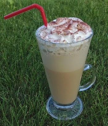 Frappe kawa mrożona