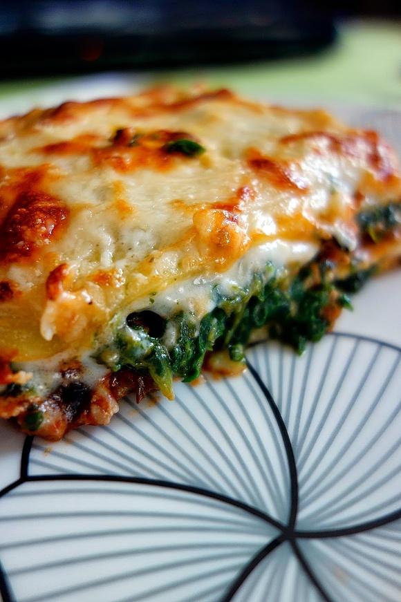 Lasagne ze szpinakiem i mięsem mielonym