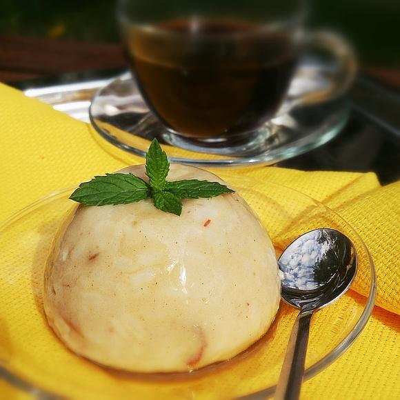 Turecki budyń z ryżem i daktylami bez glutenu mleka i jajek