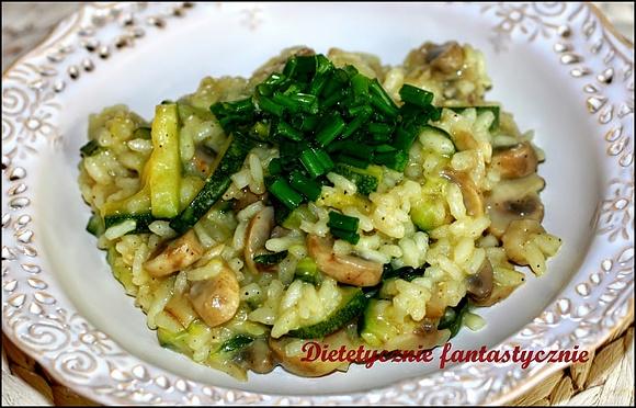 Risotto cukiniowo-pieczarkowe z serem feta