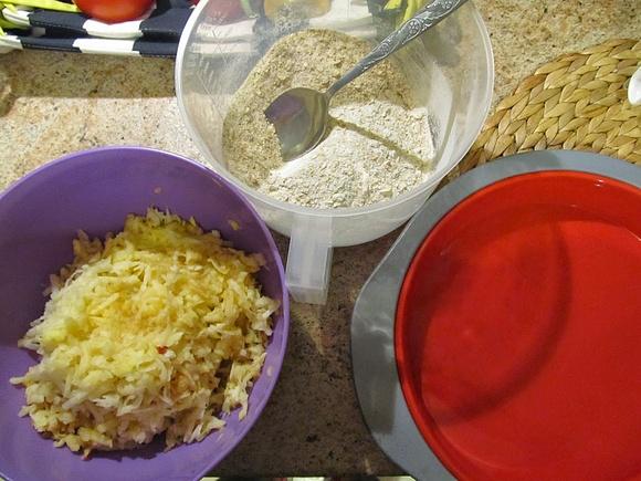 Pieczona owsianka z jabłkami i mąką orkiszową